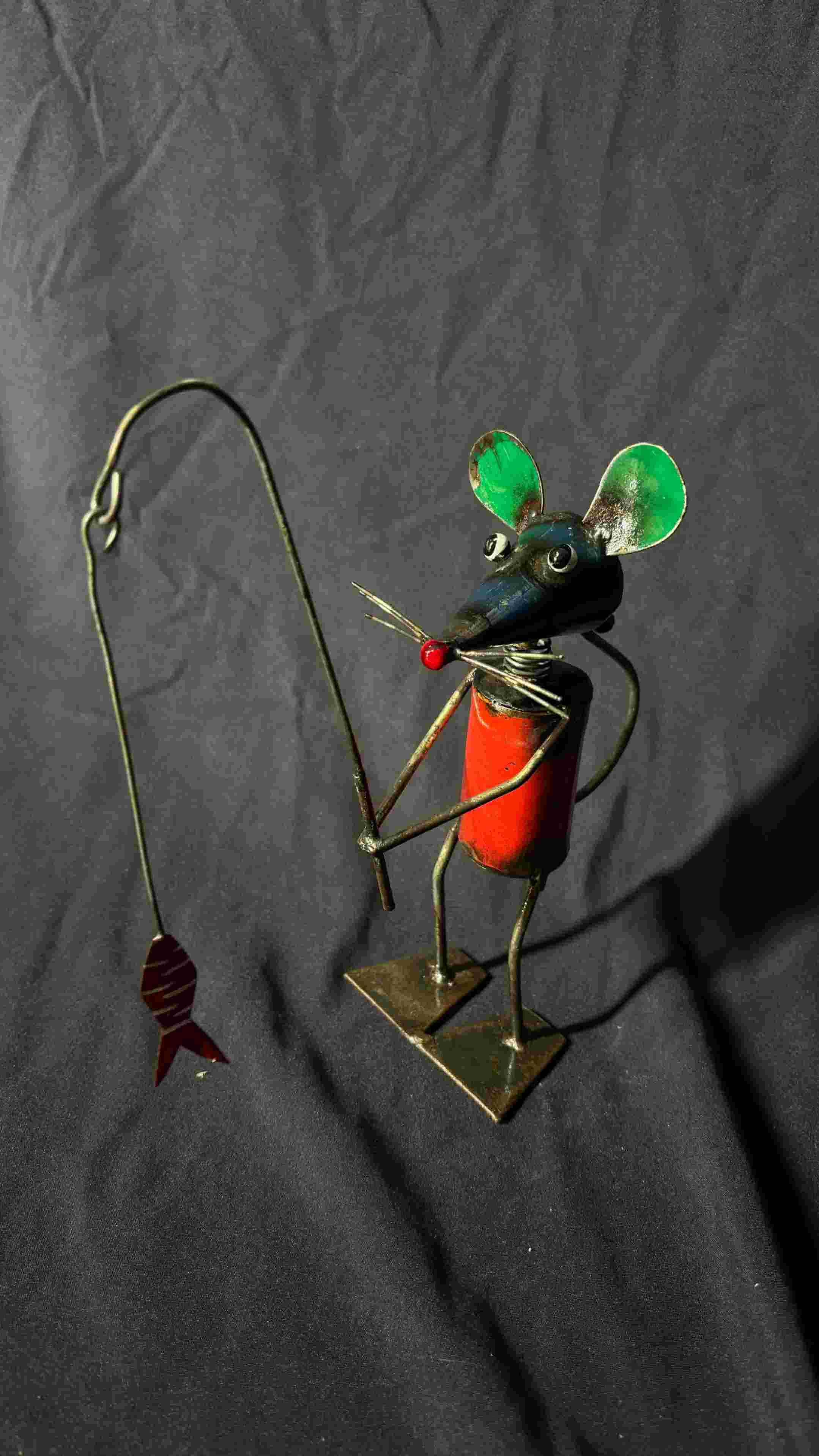 Fishing-themed mouse souvenir