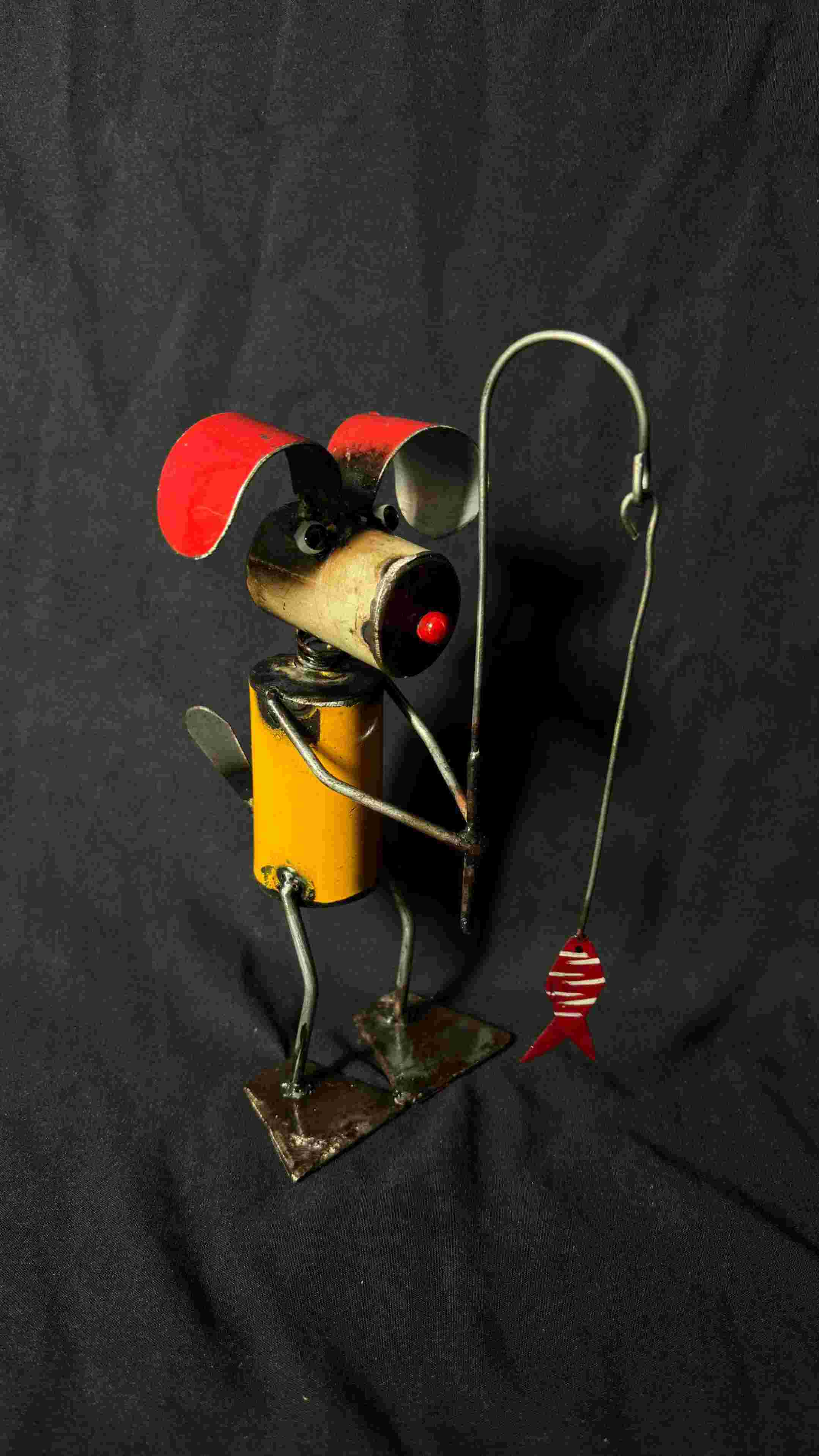 Mouse-shaped souvenir